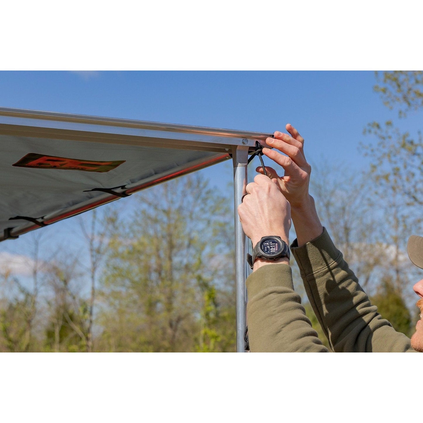 Rough Country 6'6" Retractable Roof Rack Awning I 99081