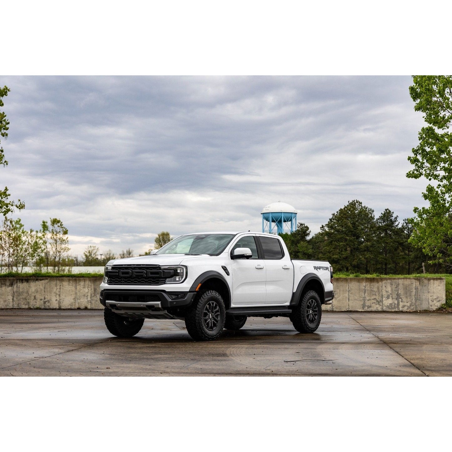 Rough Country 2 Inch Leveling Kit I 50016