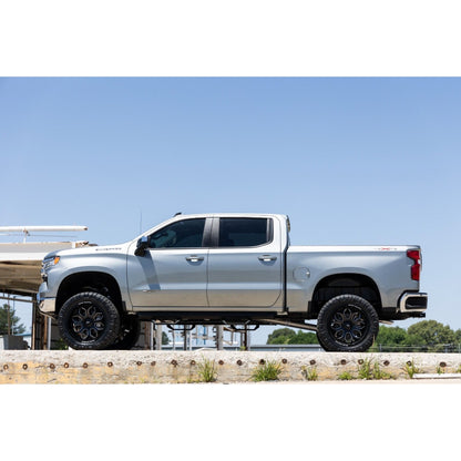 Rough Country 4.3L, 5.3L, 6.2L 6 Inch Lift Kit I 21740