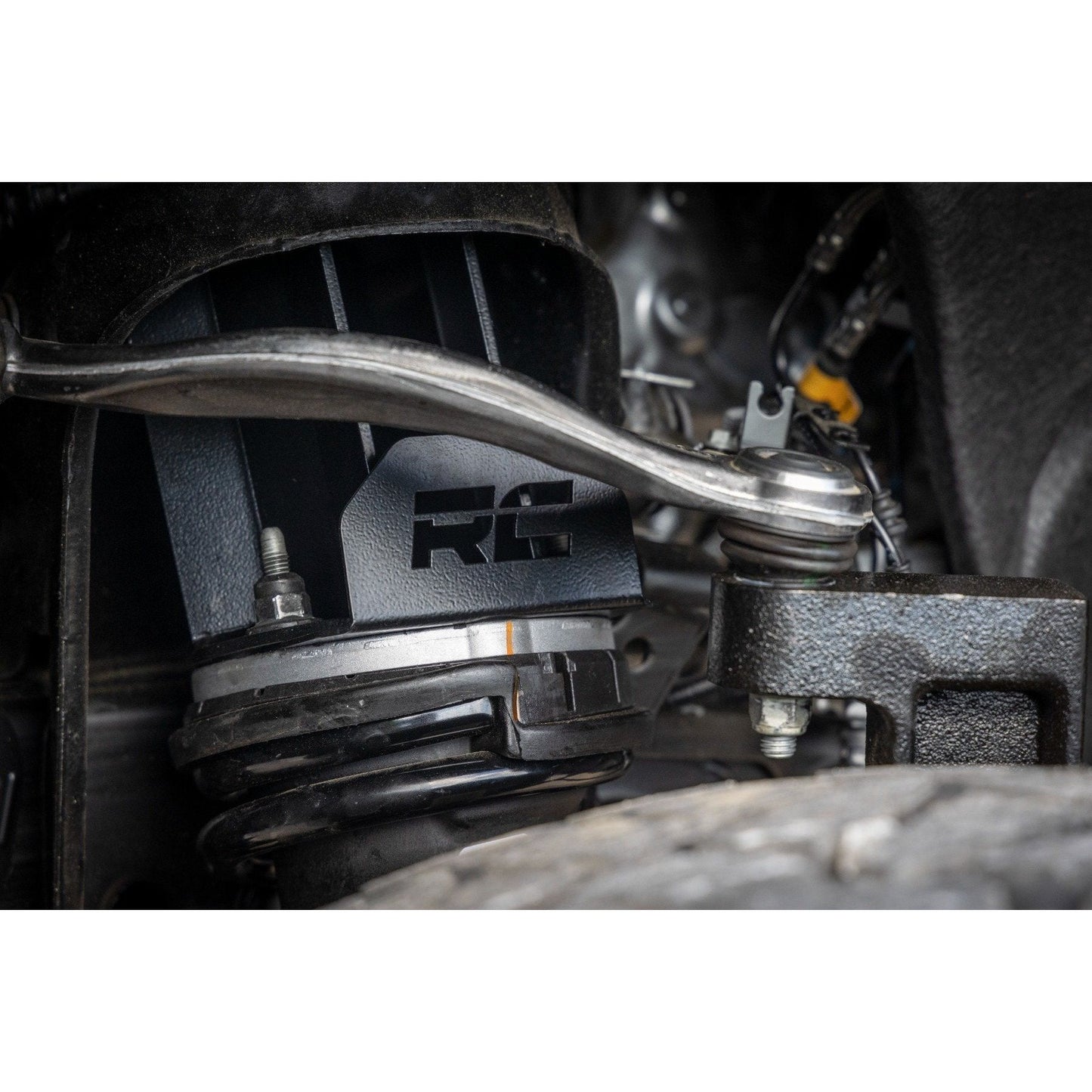 Rough Country 2.7L, 3.0L 6 Inch Lift Kit I 29900D