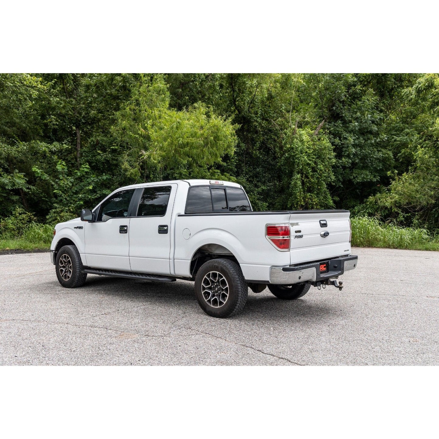 Rough Country RPT2 Running Board I 44010