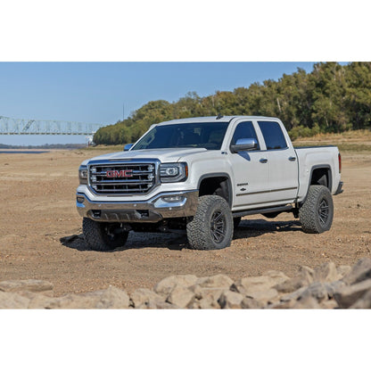 Rough Country M1 Struts w/M1 Rear Shocks 7 Inch Stamped Steel LCA Lift Kit I 11640
