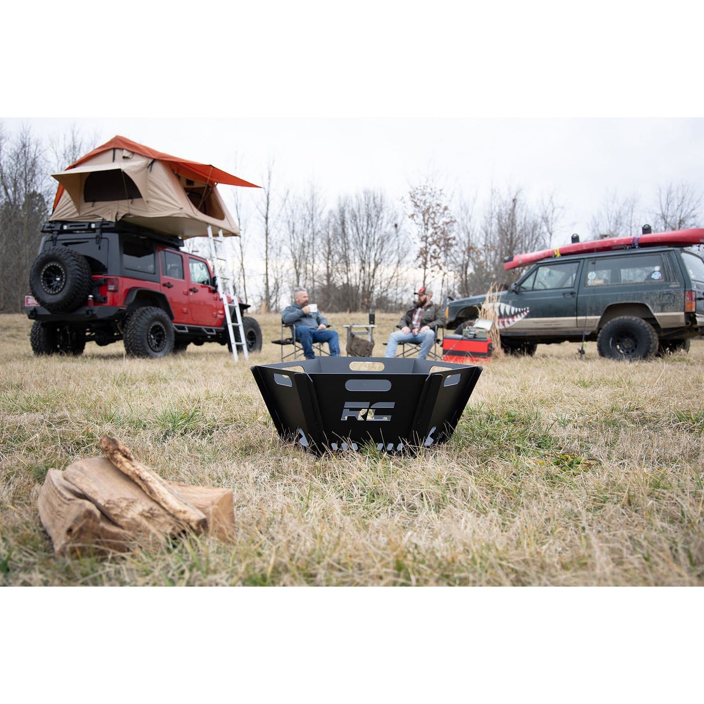 ROUGH COUNTRY Overland Collapsible Fire Pit w/Carry Bag | 117513A