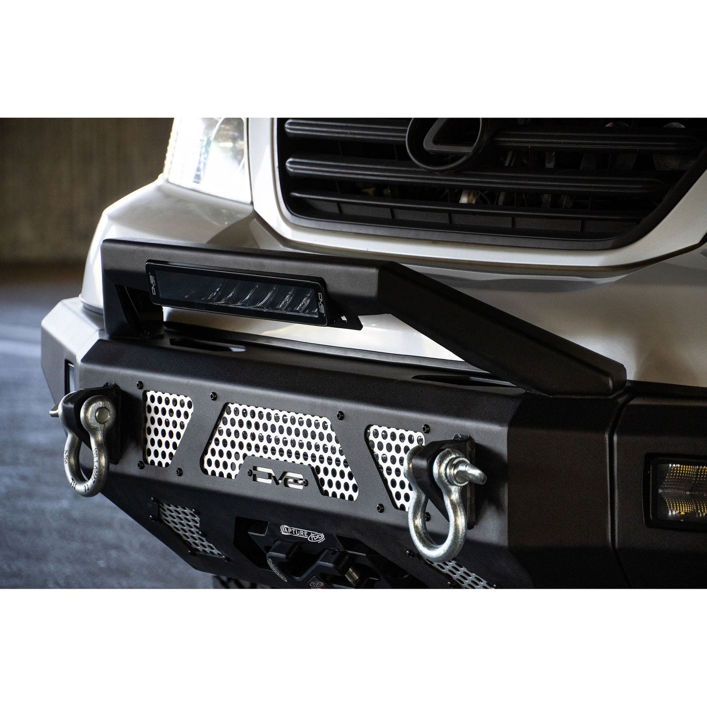 DV8 Off-Road Bull Bar with LED Light Bar Mount | For MTO Series Front Bumpers C3| LBUN-01