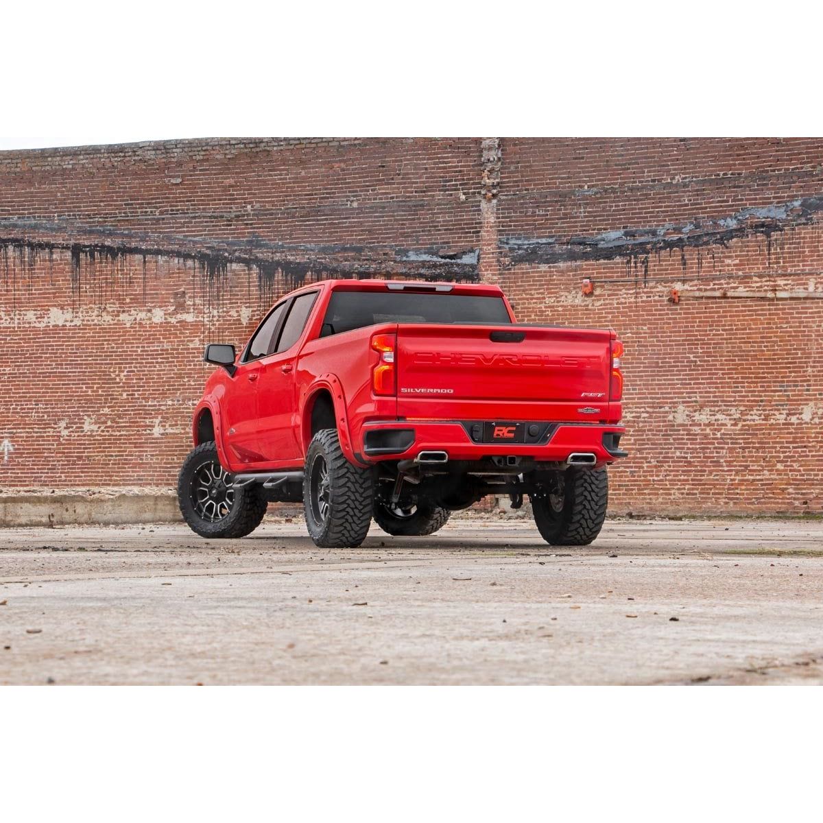 ROUGH COUNTRY Rivet Kit for Fender Flares | Black | 10015