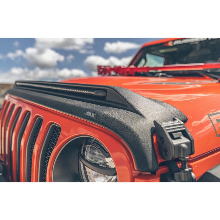 Aeroskin LightShield Pro Hood Shield (Black) for 2018-C Jeep Wrangler JL / JT 953156