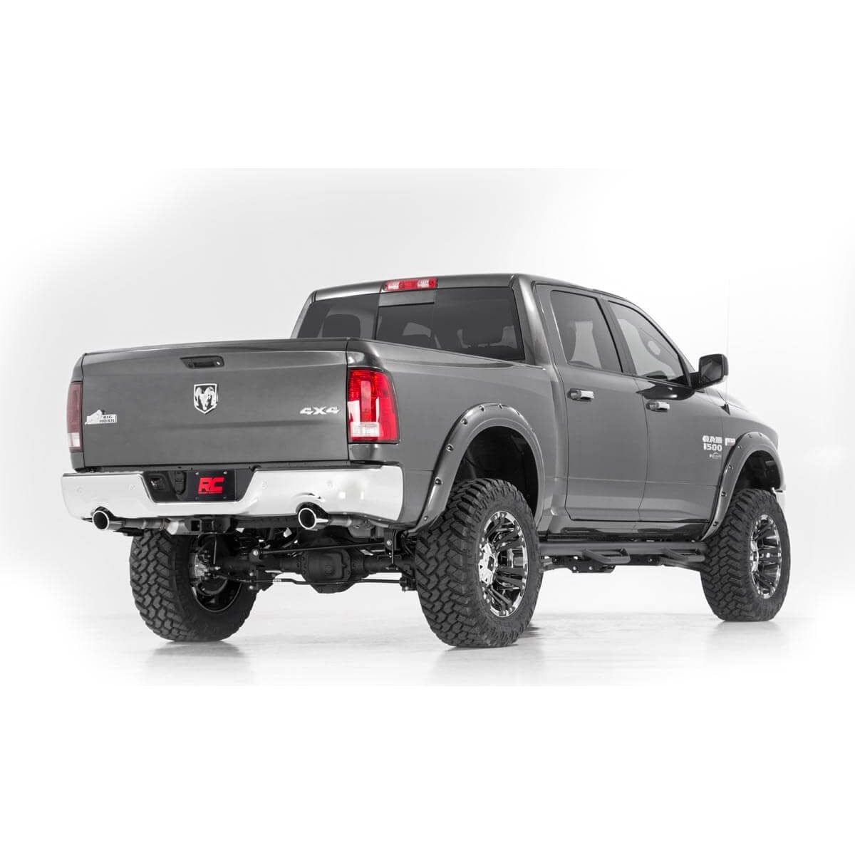 Rough Country M1 Shocks & Rear Variable Rate Coils 6 Inch Lift Kit I 33240