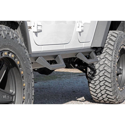 ROUGH COUNTRY Contoured Drop Steps | 4 Door | Jeep Wrangler Unlimited 2WD/4WD (2007-2018) | 90765B
