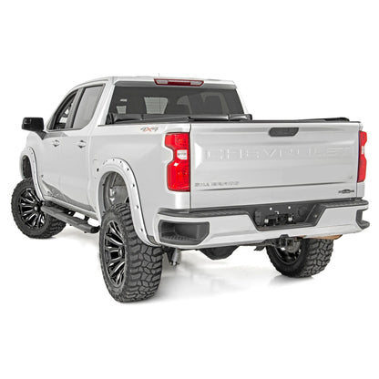 ROUGH COUNTRY Oval Nerf Step | Crew Cab | Chevy/GMC 1500/2500HD/3500HD (19-26 & Refresh) | 21002