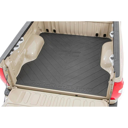 ROUGH COUNTRY Bed Mat | 5'7" Bed | RC Logo | Toyota Tundra 2WD/4WD (2007-2021) | RCM681