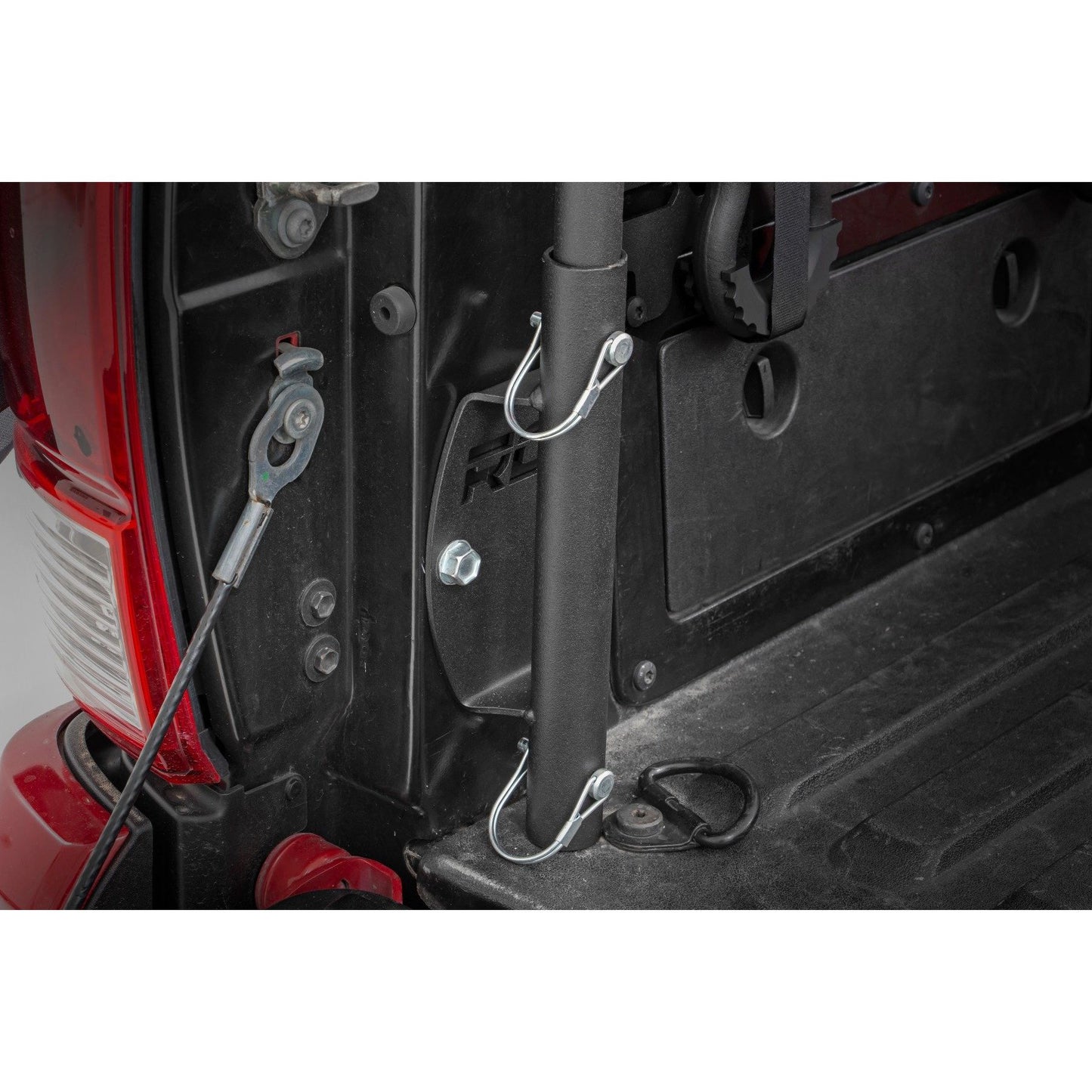 ROUGH COUNTRY Flag Pole Holder | Bed Rail | w/ Flag | 117503