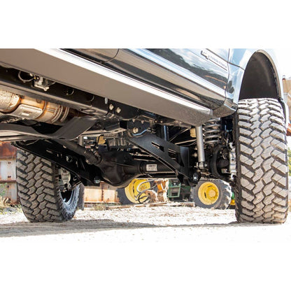 ROUGH COUNTRY 6 Inch Lift Kit | OVLD | V2 Shocks | Ford F-250/F-350 Super Duty 4WD (17-22) | 55470