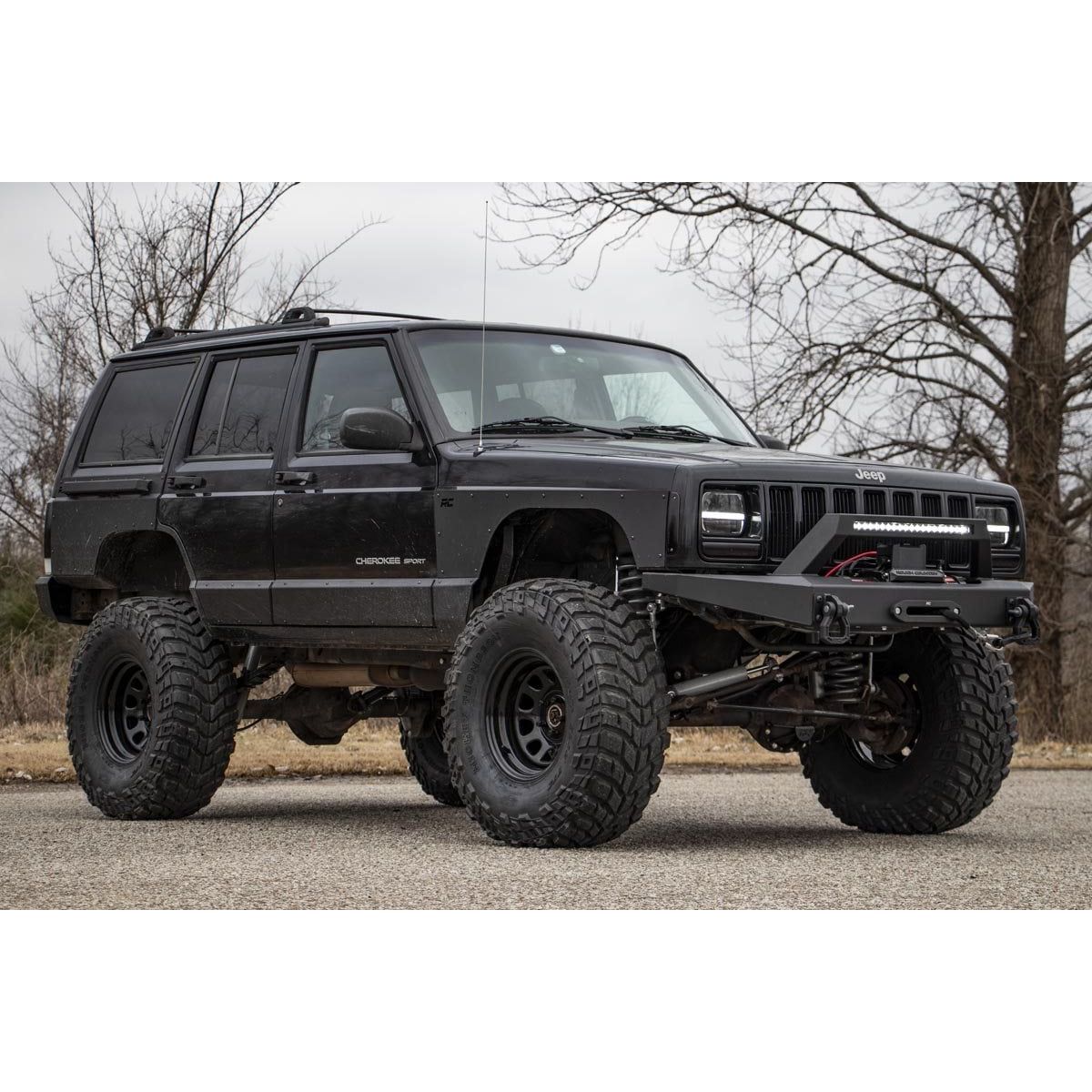 ROUGH COUNTRY Lower Door Armor | 4 Door | Jeep Cherokee XJ 2WD/4WD (1984-2001) | 10582