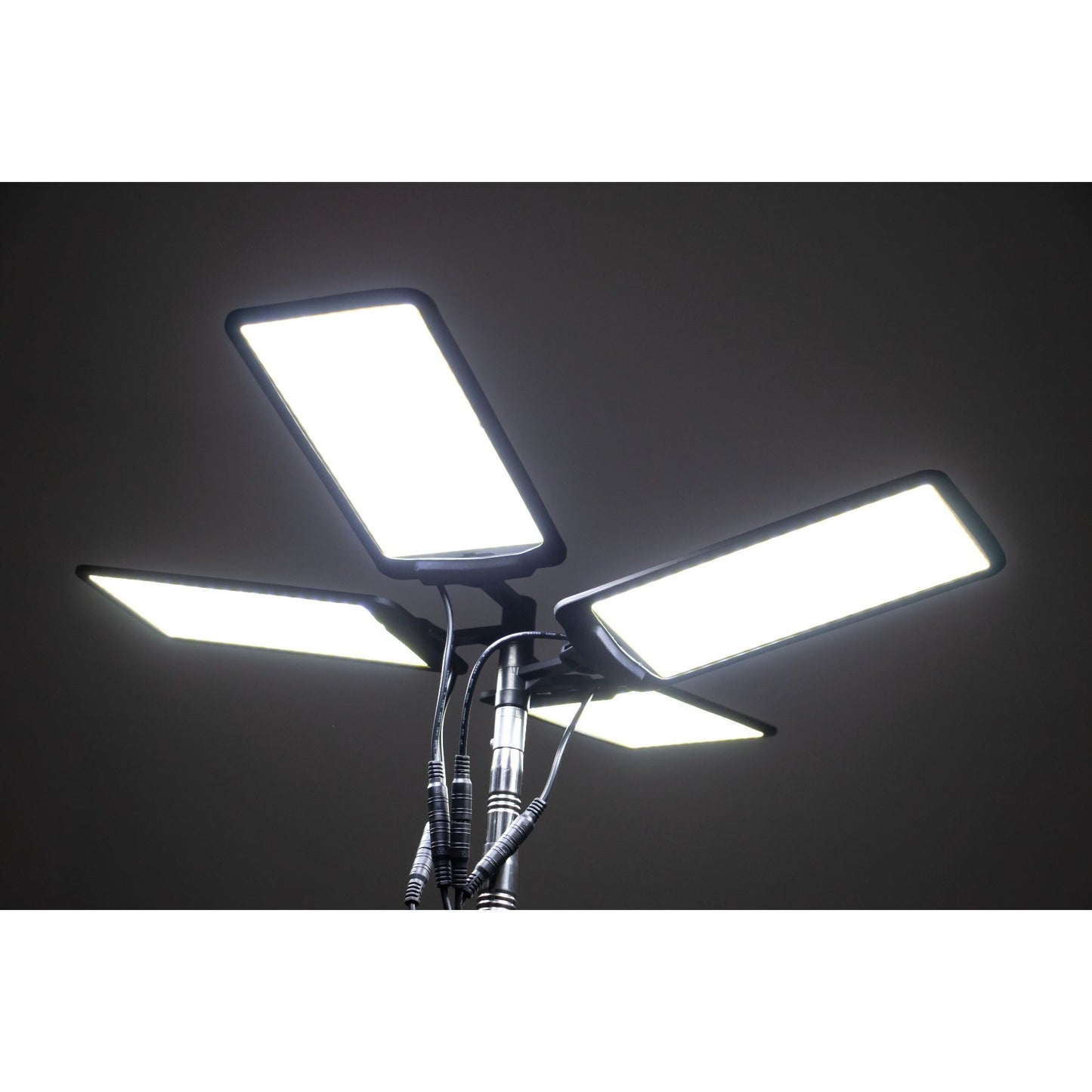 ROUGH COUNTRY Telescoping Campsite LED Light Kit (12v | 6200 Lumens) | 99025