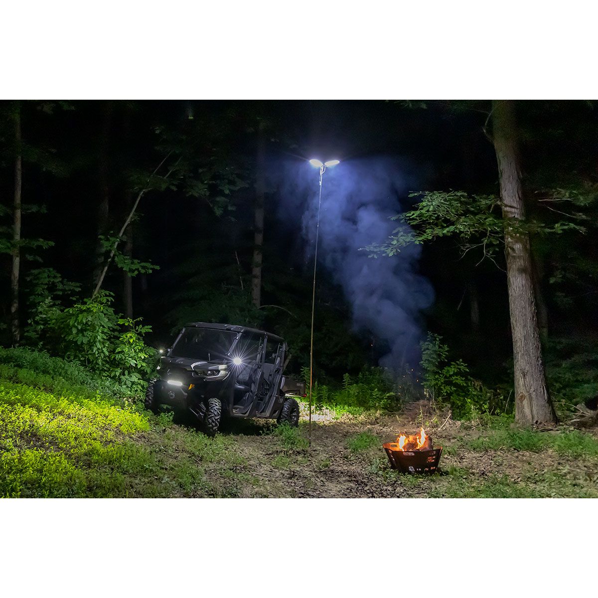 ROUGH COUNTRY Telescoping Campsite LED Light Kit (12v | 6200 Lumens) | 99025