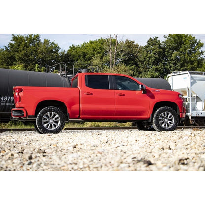 Rough Country N3 Struts w/N3 Rear Shocks 3.5 Inch Lift Kit I 28231RED