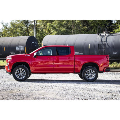 Rough Country M1 Struts w/M1 Rear Shocks 3.5 Inch Lift Kit I 28840