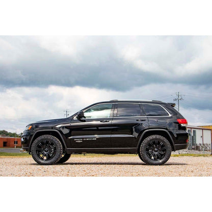 ROUGH COUNTRY 2.5 Inch Lift Kit | Jeep Grand Cherokee WK2 2WD/4WD (2011-2022) | 60300