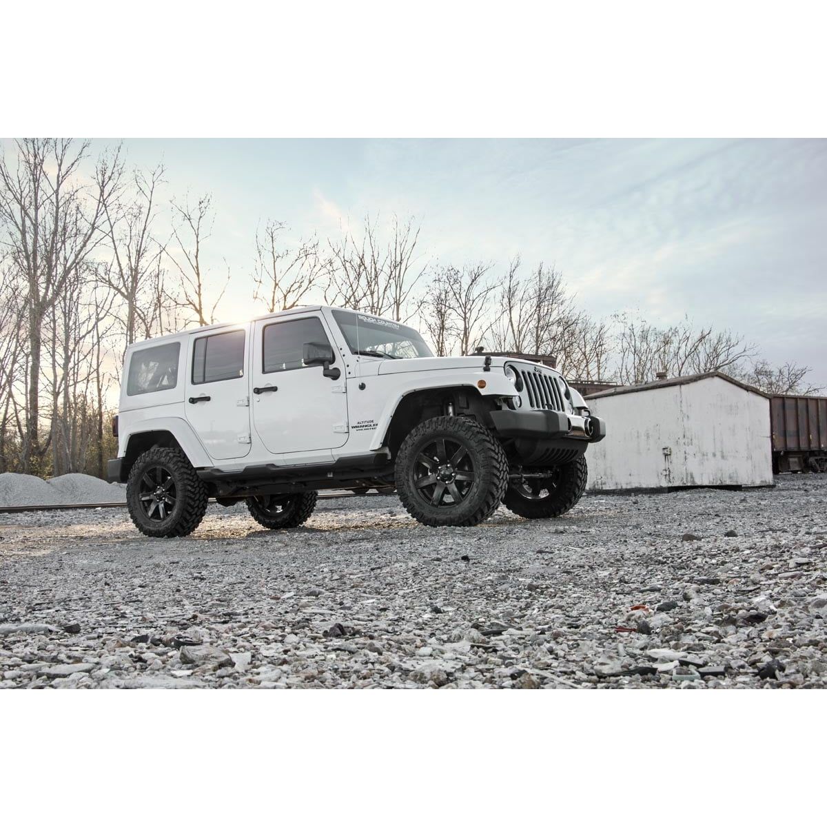 Rough Country M1 Monotube 2.5 Inch Lift Kit I 67940