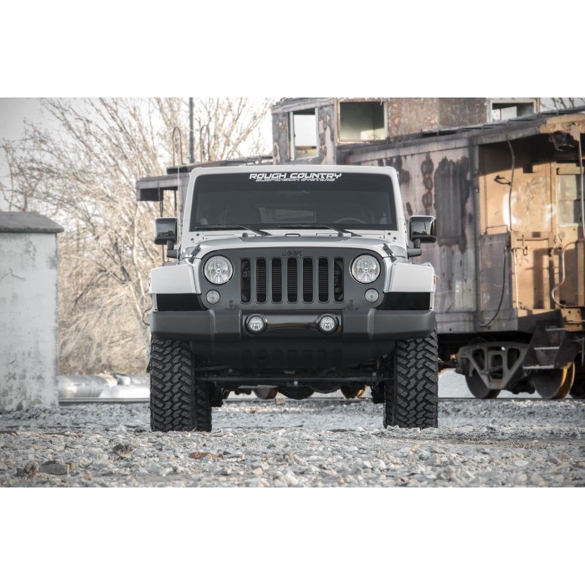 ROUGH COUNTRY 2.5 Inch Lift Kit | Jeep Wrangler Unlimited 2WD/4WD (2007-2018) | 901