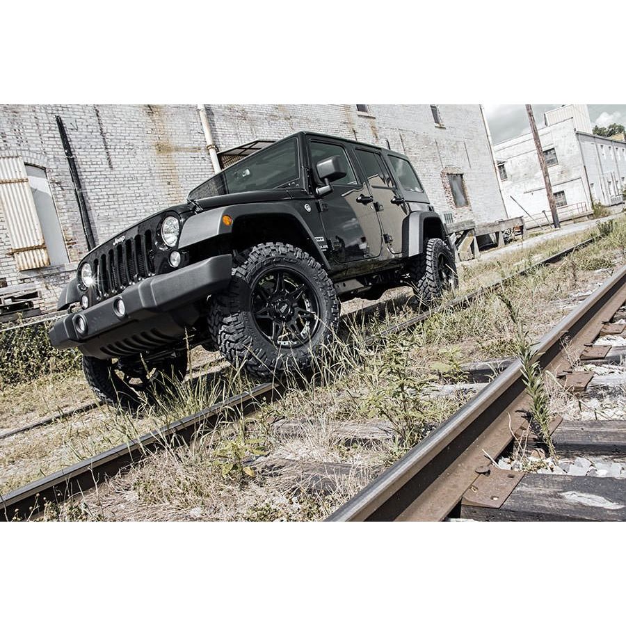 Rough Country M1 Monotube 2.5 Inch Lift Kit I 67940