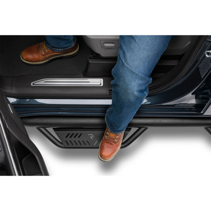 N-Fab | Podium LG-Cab Len (2 Steps)-19 (NewBody)-24Silv/Sierra1500/20-24HD Dbl-TXBlk | HPC1971QC-TX