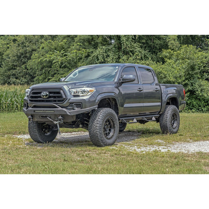 Rough Country M1 Struts w/M1 Rear Shocks 3.5 Inch Lift Kit I 74241RED