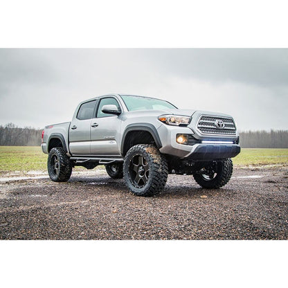 Rough Country M1 Struts w/M1 Rear Shocks 4 Inch Lift Kit I 75740