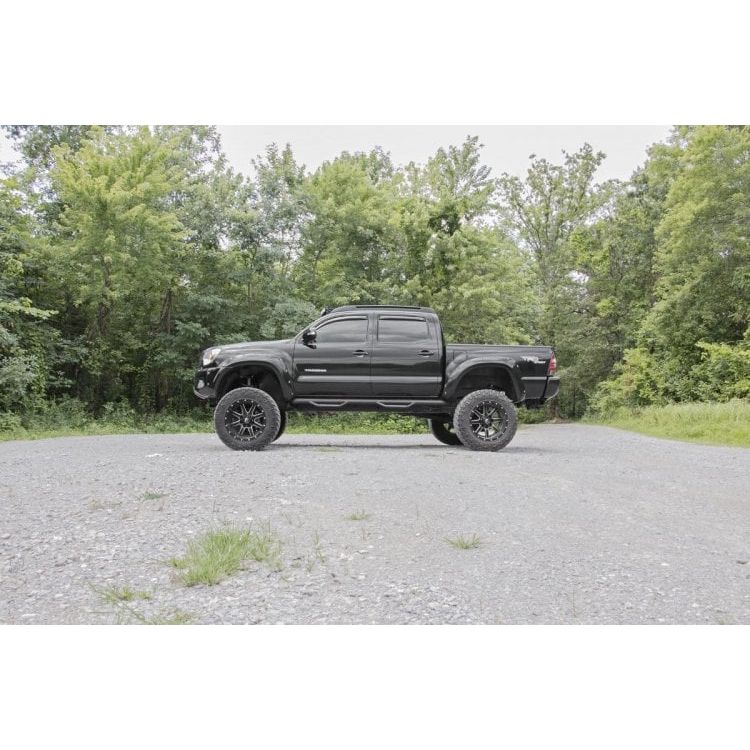 Rough Country M1 Struts w/M1 Rear Shocks 6 Inch Lift Kit I 74740