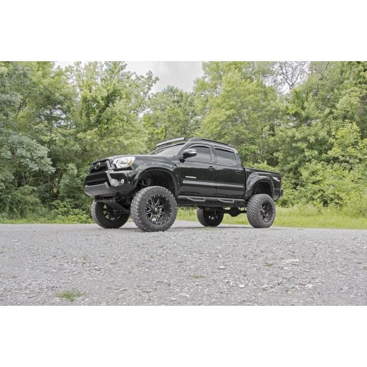Rough Country M1 Struts w/M1 Rear Shocks 6 Inch Lift Kit I 74740