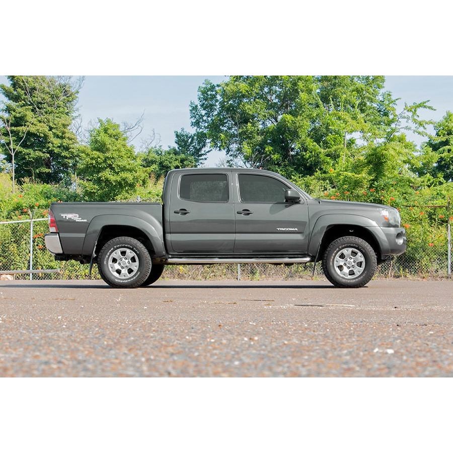 ROUGH COUNTRY 2 Inch leveling Kit | Aluminum | Toyota Tacoma 2WD/4WD (2005-2023) | 744