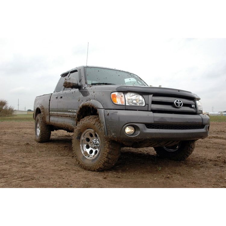 Rough Country 2.5 Inch Leveling Kit I 750
