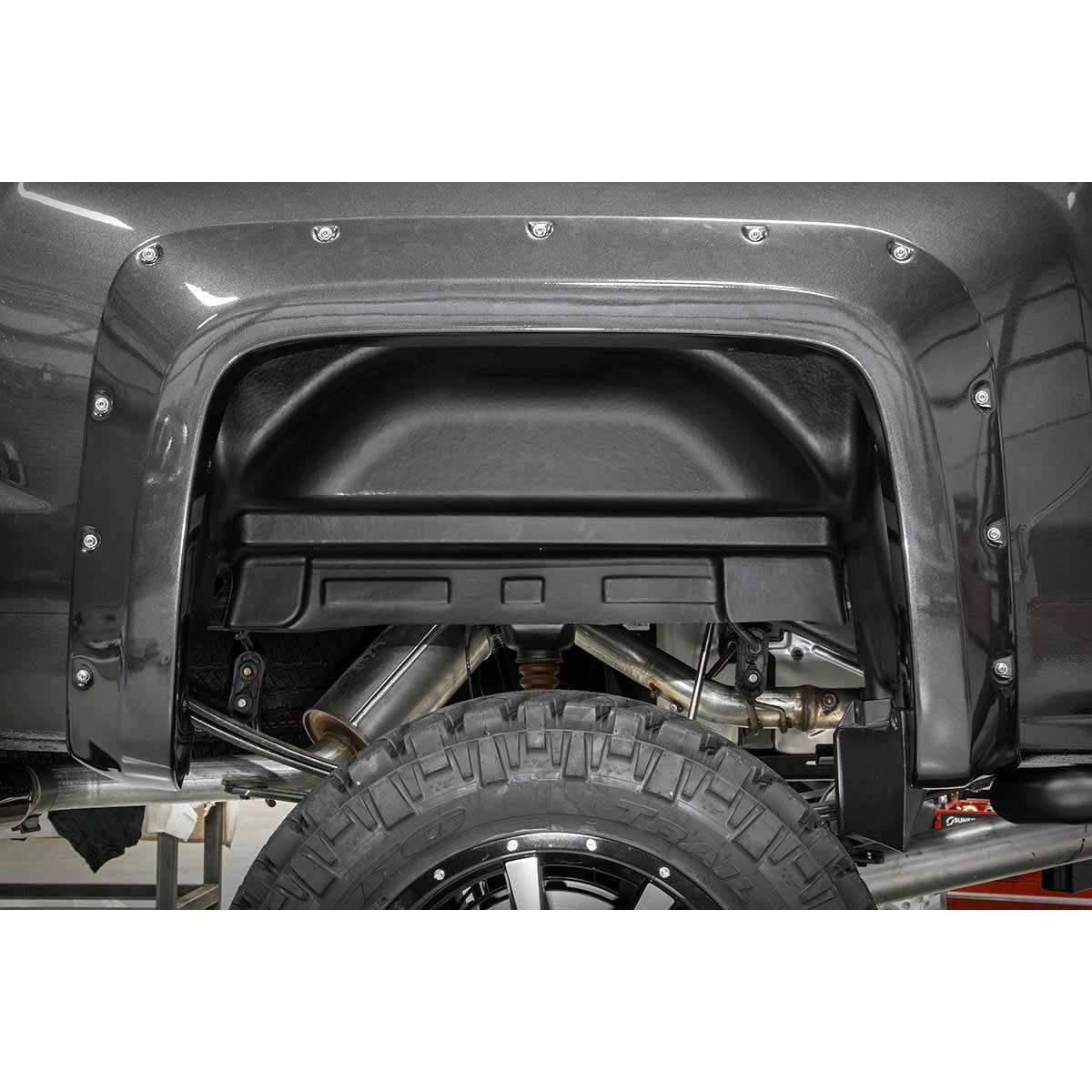 ROUGH COUNTRY Rear Wheel Well Liners | Chevy Silverado 1500 2WD/4WD (2014-2018 & Classic) | 4214